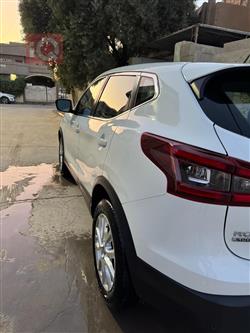 نيسان روج سبورت